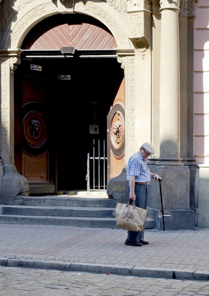 SCHWEIDNITZ-SWIDNICA-Portal-Mann-SW.jpg