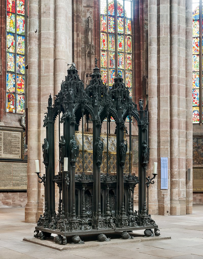 NUeRNBERG-19-Sebalduskirche-Sebaldusgrab-SW.jpg